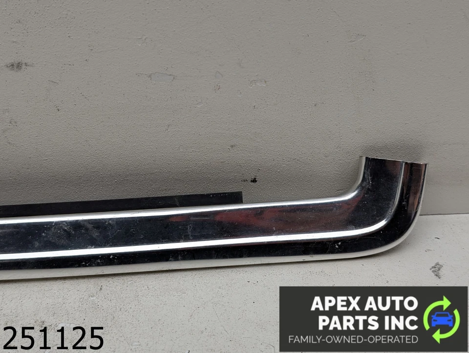 OEM 1979 Chevrolet El Camino 3.9L Driver Left LH Window Trim Chrome Foto 2 de 4