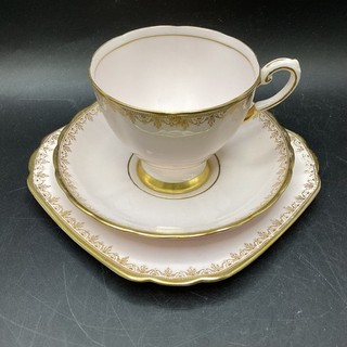 Pink Vintage Tuscan Fine Bone China Trio Set w Gold Coloured Trim (15D) MO#8755