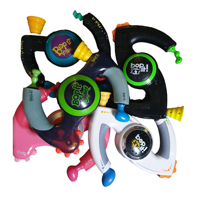 Bop it ゲーム　おもちゃ ポップイット Bopit Amazon.com: Hasbro Gaming Bop It! Electronic Game for Kids