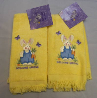 Set of 2 Blossoms & Blooms Welcome Spring Bunny & Carrots Yellow Tip Hand Towels