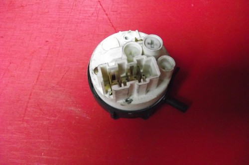 Waschmaschine HOOVER OPH148 Druckschalter