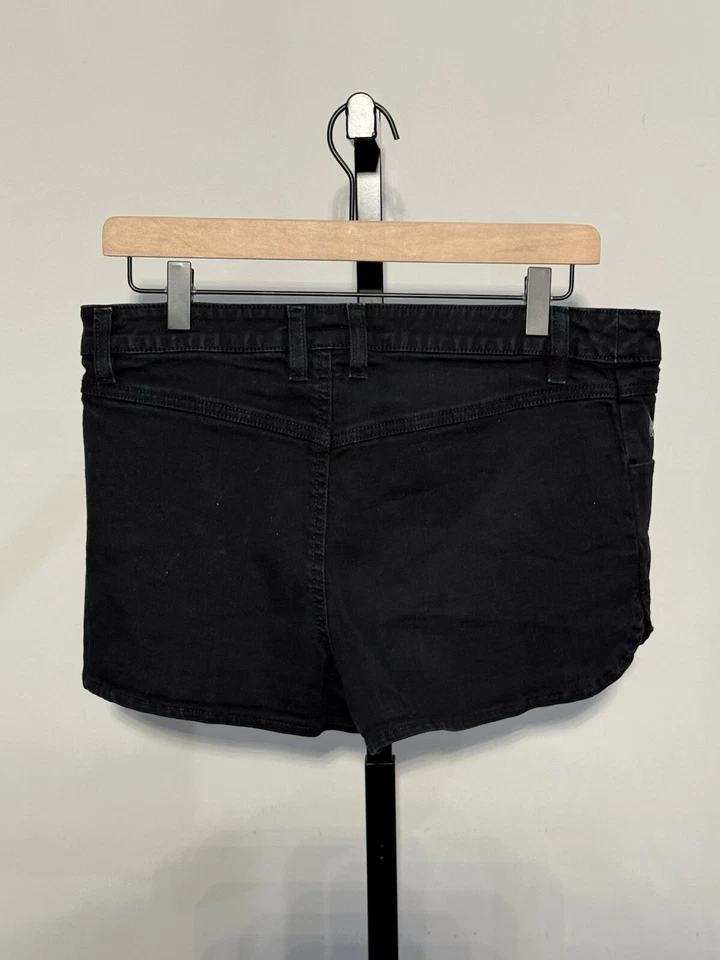 VOLCOM Women's  “Stix Hi-Rise" Shorts Wash Black Denim size 9 Waist 29 - Image 2 of 3