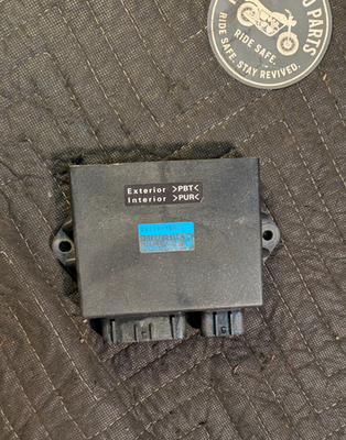CHIRIです。 98-99 Kawasaki Ninja ZX9R OEM ECU ECM CDI Ignition Unit 21119-1504