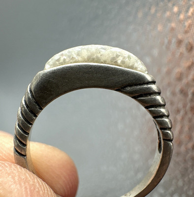 Carolyn Pollack Sterlingsilber Ring Größe 6 natürlicher Edelstein schlankes Design in der Mitte