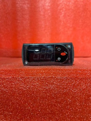 Carel PJS6C0Q521 Controller