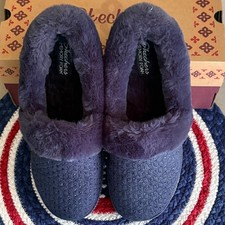 Skechers 8.5 Cozy Campfire Vegan Rhinestone Slippers Memory Foam Navy