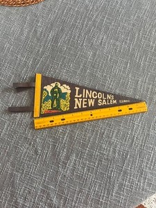 Vintage Lincoln's New Salem, Illinoia Pendant 12" Good Condition
