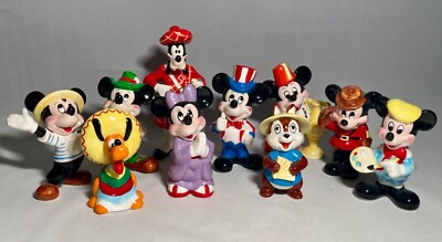 Disney Vintage Ceramics Epcot Countries RARE 1982 Set of 10 Disney characters