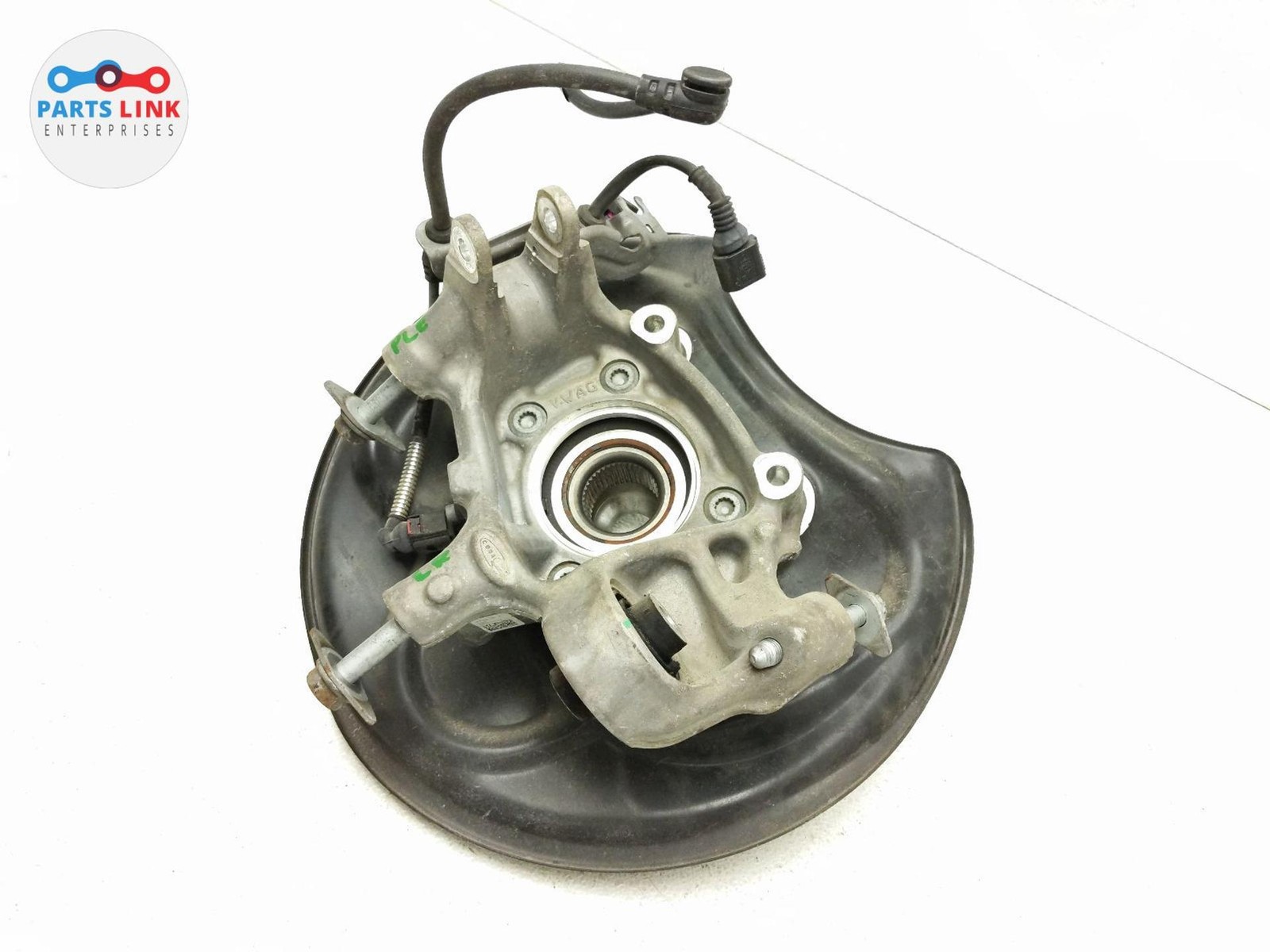 2016-20 BENTLEY BENTAYGA REAR LEFT SPINDLE KNUCKLE WHEEL HUB BEARING ASSEMBLY 3K