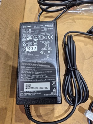 Canon Netzteil MG1-4578 - 100-240V. 