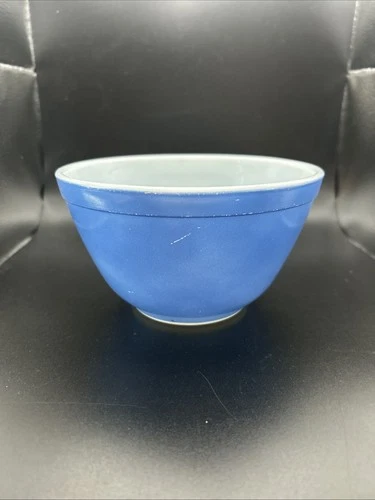 Vintage Pyrex 1 1/2 Pt 401 Mixing Bowl Robin Egg Blue