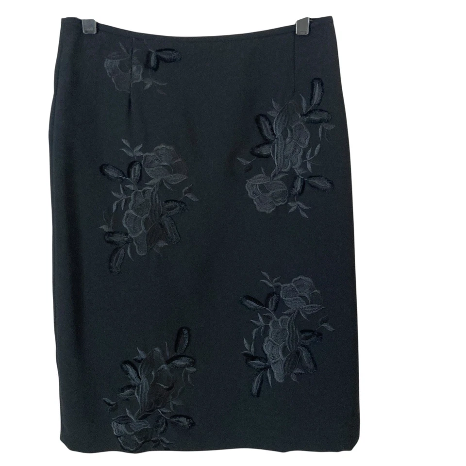 Tahari Arthur Levine Skirt Womens 6 Floral Embroidered Black  - Image 3 of 4