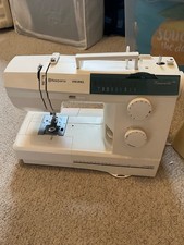 Husqvarna Viking Emerald 118 sewing machine in very good condition