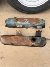 Mopar Vintage Rare Big Block Valve Covers With Plug Wire Stays.