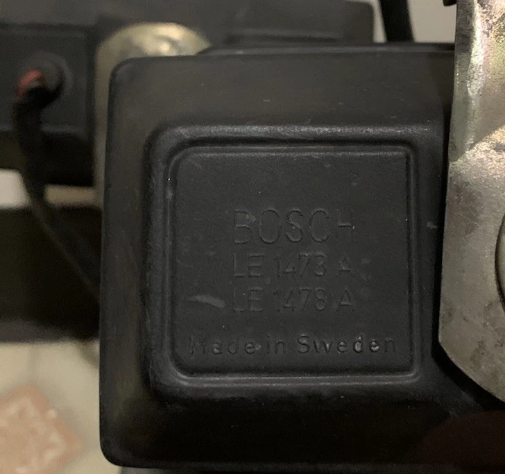 Suporte de montagem clássico Saab 900 90-93 luzes de neblina interruptor e relé fabricante de equipamento original - Imagem 3 de 4