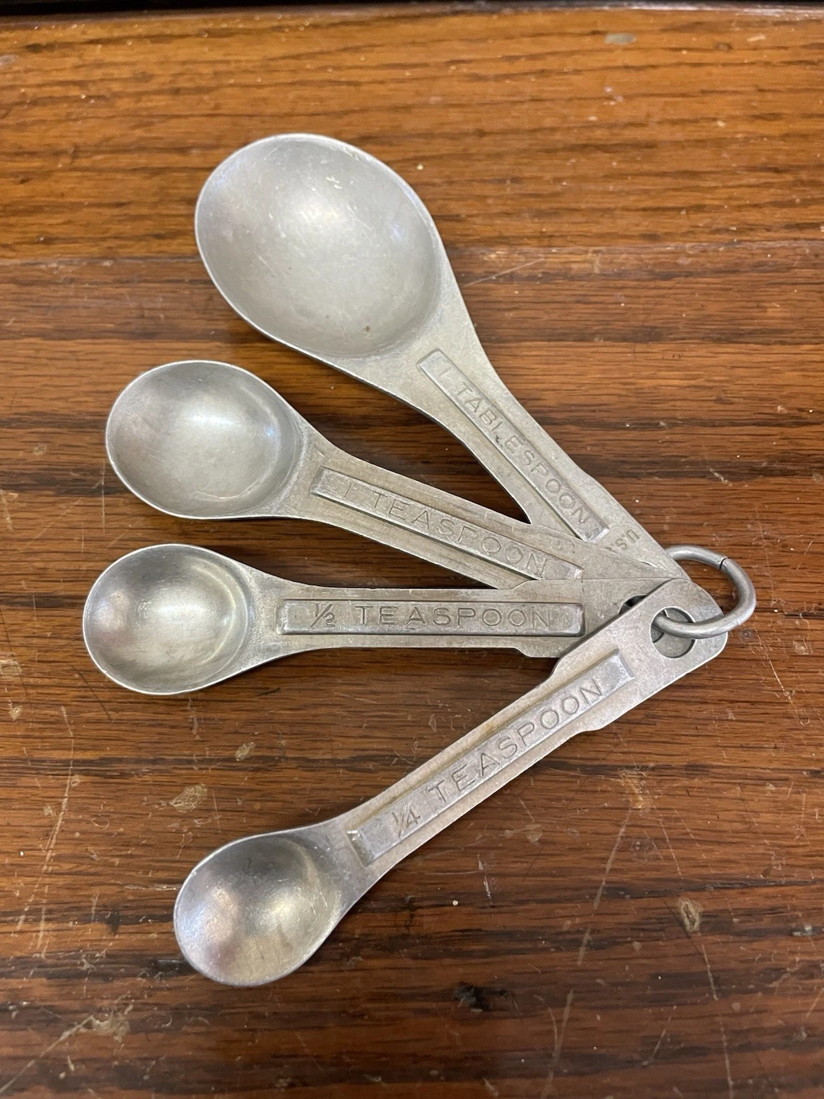 Vintage Set of 4 US Standard Aluminum Measuring Spoons