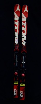 ATOMIC REDSTER GS SKIS SIZE 151 CM WITH ATOMIC BINDINGS