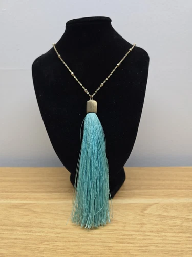 VETEMENTS Collana con ciondolo nappa vintage maglia in metallo boho