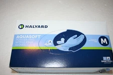 KIMBERLY CLARK/HALYARD AQUASOFT NITRILE GLOVES LATEX-FREE MEDIUM (300/BX) 43934