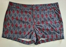 Women's Gray and Maroon Khakis by Gap The 3rd Short Shorts in Size 8 Sku 20