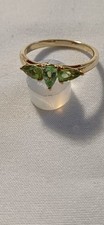 BEAUTIFUL, 10 ct  GOLD,  THREE STONE  PRASIOLITE & PERIDOT RING .