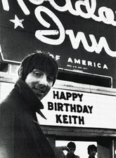 KEITH MOON 'Candid' Photograph - Rock Drummer - THE WHO - 7"x4" reprint