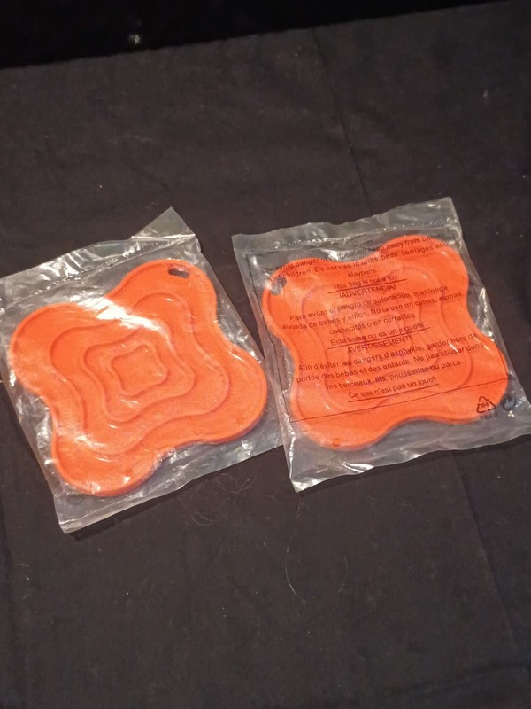 Tupperware 5" Square Silicone Trivet Set Of 2 From Radiance Line