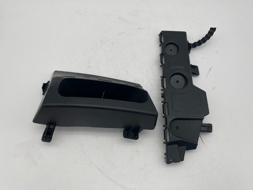 2013-2022 BUICK ENCORE DRIVER SIDE REAR BUMPER GUIDE BRACKET MOUNT LH 42616243 - Picture 2 of 9