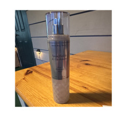 Bath Body Works Snowflakes Cashmere Fine Fragrance Mist 8 fl oz / 236 mL