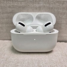 Apple AirPods Pro A2190 1st Gen Earbuds  Case