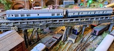 Spur N Lima Intercity Reisezugwagenschwader von Buffet- und Breakwagen - Br Livery