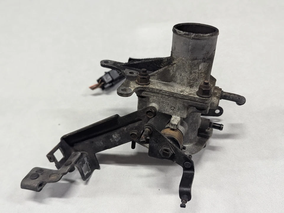 86 道奇 Daytona 600 2.2 涡轮节气门车身组件带支架和传感器 — 第 4/4 张图片