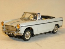 JOUET ANCIEN TOLE JOUSTRA VOITURE PEUGEOT 404 CABRIOLET ET TELEPHONE