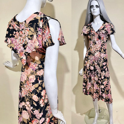 Vintage 70er JON ADAM Blumen Flatter Kleid 20s 30s asymmetrisch spitzer Saum
