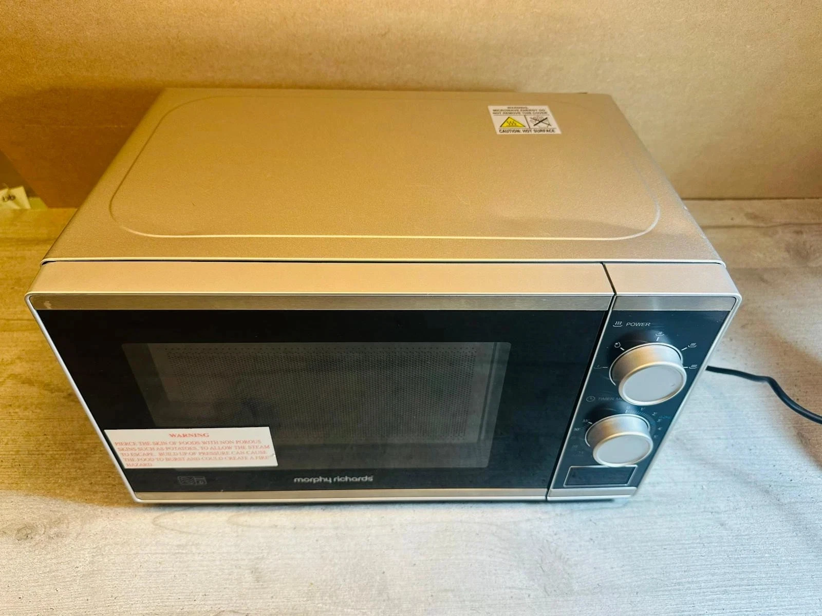Morphy Richards 20L 800W Solo Standard Microwave - Silver