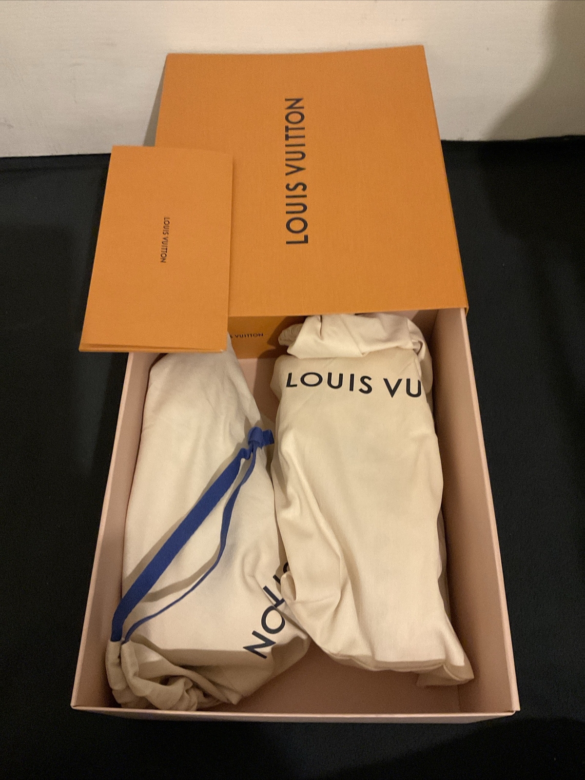LV  Pharrell  Yellow Trainers Size 7.5uk image 10