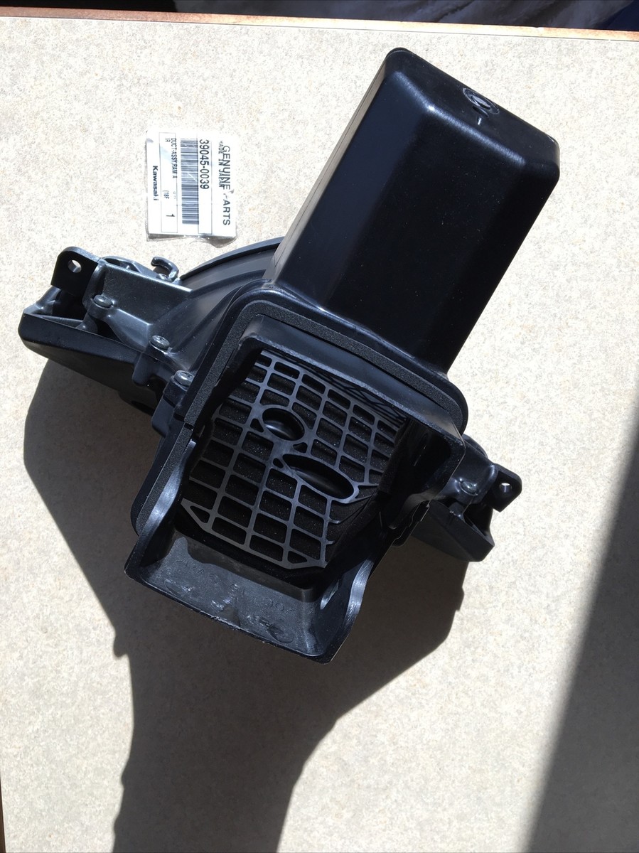 2011 Kawasaki Ninja Zx6r RAM Air Intake Assembly for sale online