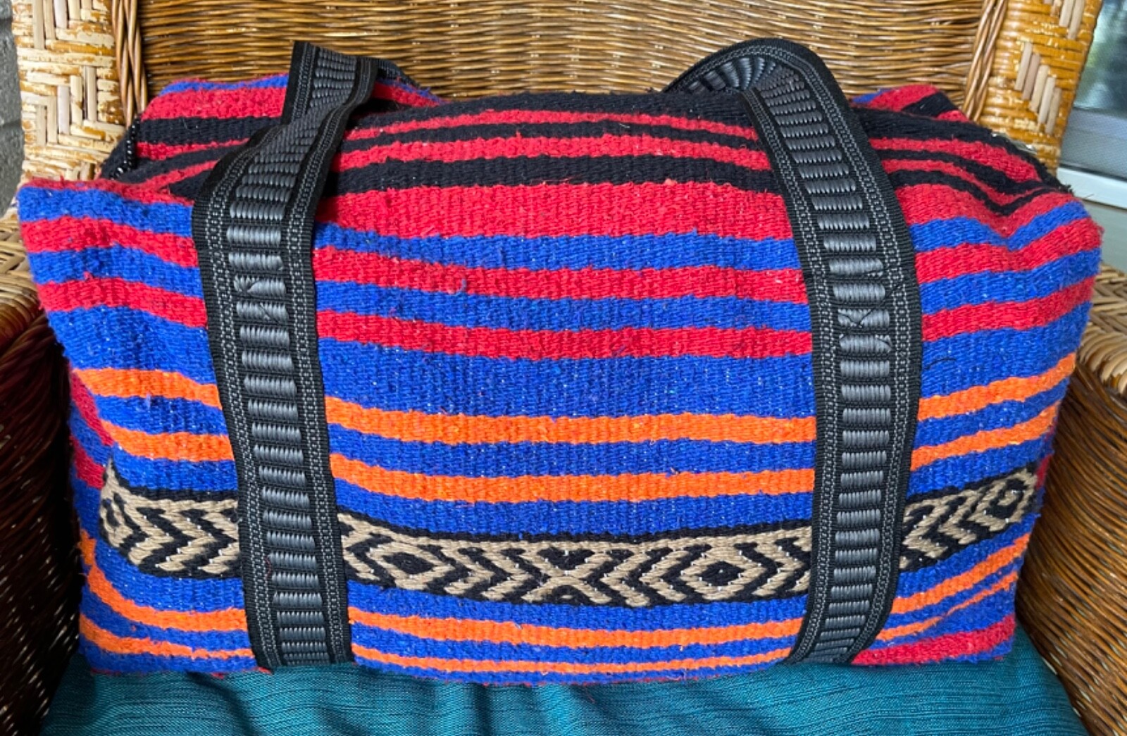 NEW PEYOTE Weekender Travel Bag Duffel Art Colorful Zip Wove