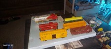 Mantua Santa Fe HO Gauge 5pc Mixed Lot Diesel Loco  Freight Cars Caboose 1:48