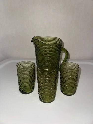 Vintage SORENO Avocado Green Glass Juice Pitcher & 3 Tumblers Anchor Hocking