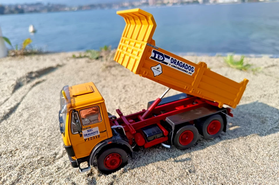 Camion Epoca Vintage Truck Mercedes-Benz 2626 AK 1990 Die Cast Model 1/43 - Immagine 4 di 4