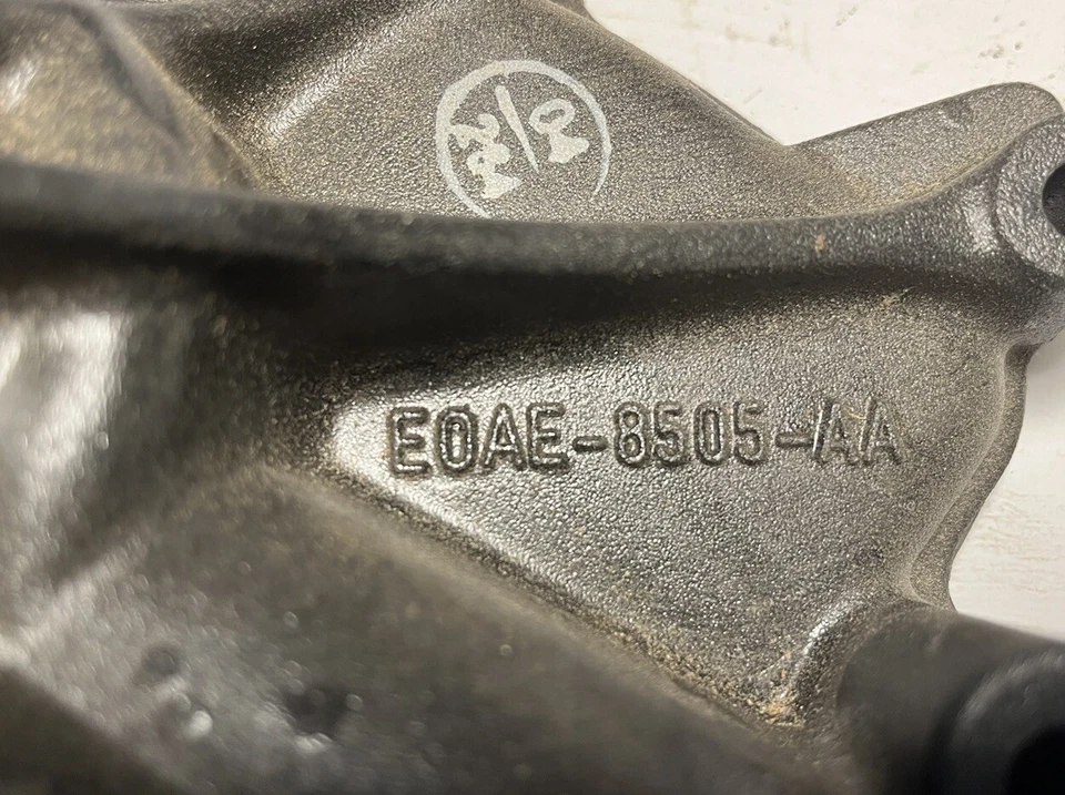 Bomba de agua motor Ford Lincoln Mercury Colony Park 79-91 E0AE 8505 AA — con junta Foto 3 de 3