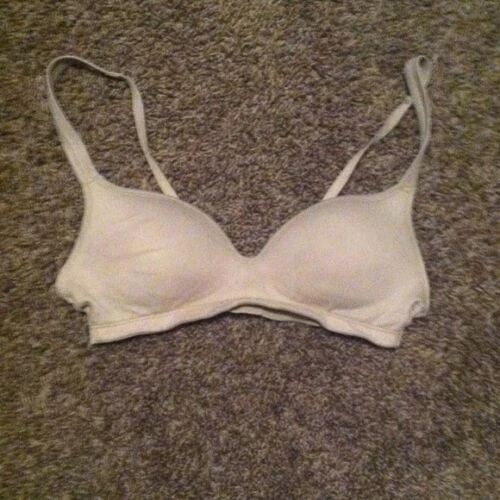 Barely There 32B Bras & Bra Sets for Women