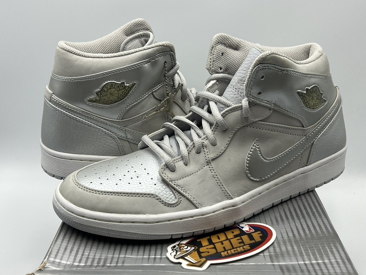 AIR JORDAN 1 2001年製　NIKE NEW 2001 NIKE JORDAN 1 RETRO BRED BLACK VARSITY RED 136066-061