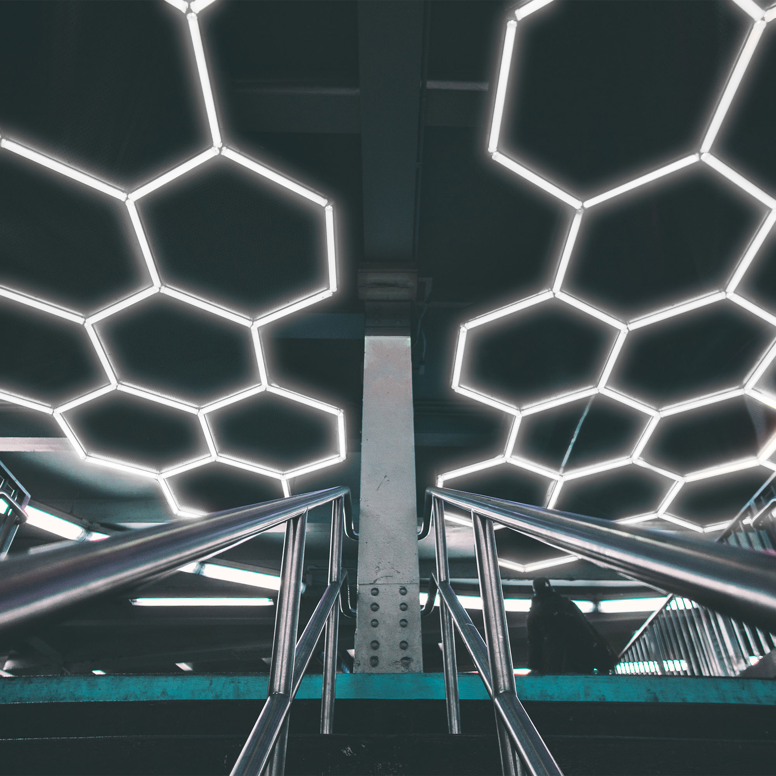 Yessources 15 Girds 240W Hexagon LED Light Gym Sport Pilates Studio 26400LM