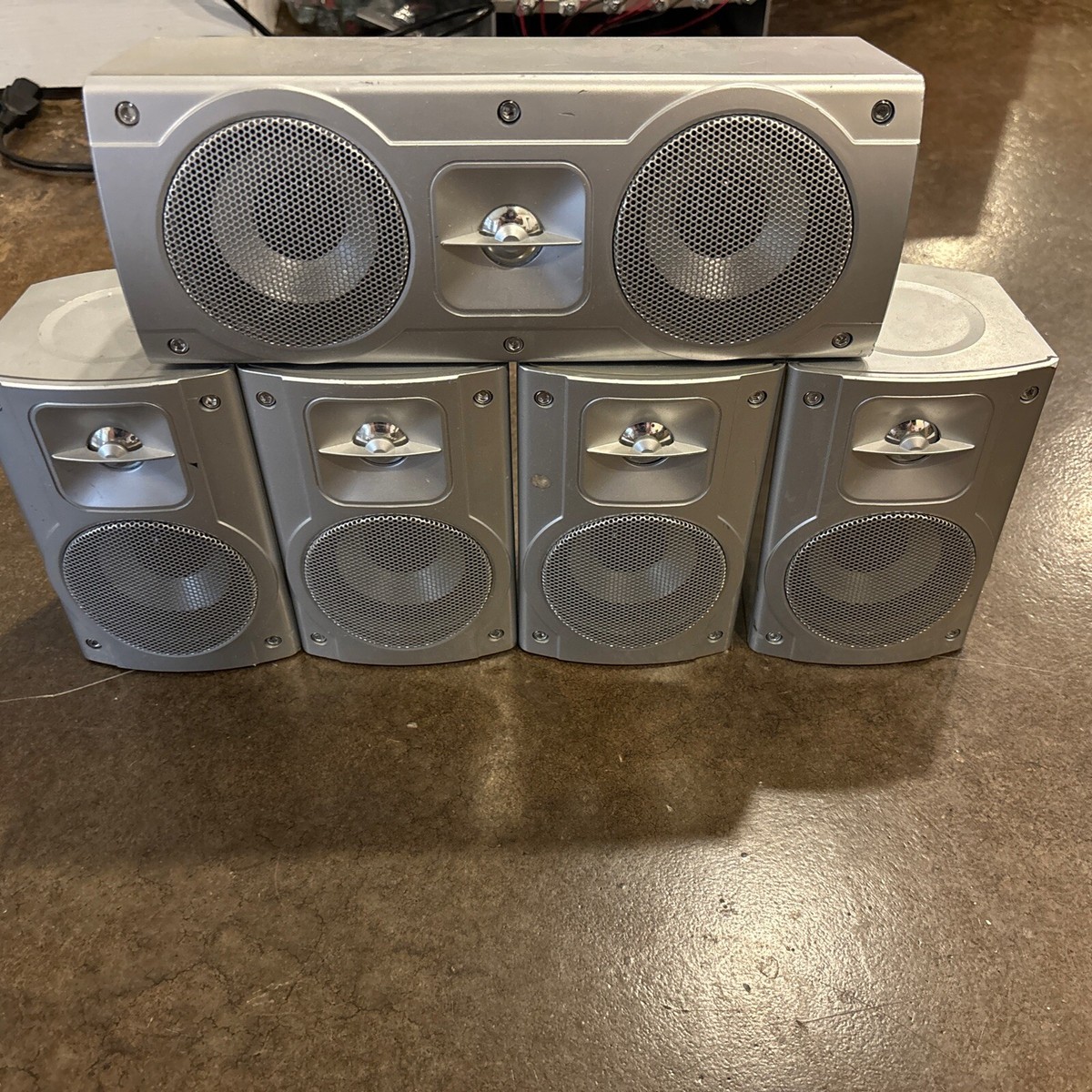 theGazettE ガゼット 異演 LOGOBLUETOOTH SPEAKER theGazettE ガゼット 異演 LOGOBLUETOOTH SPEAKER - メルカリ