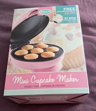 BRAND NEW AMERICAN ORIGINALS MINI CUPCAKE MAKER. 