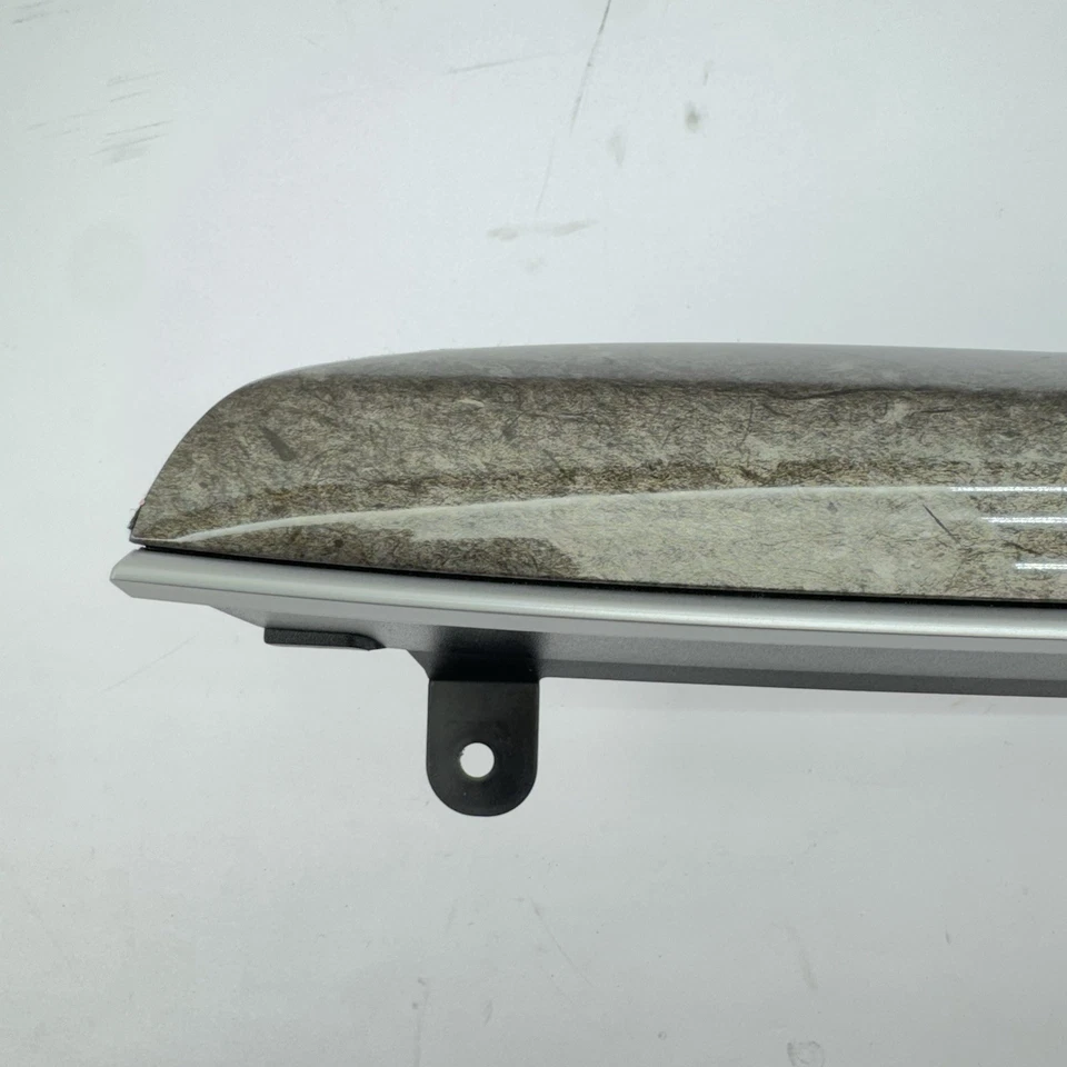 Se adapta a INFINITI QX60 2013-2020 TABLERO LADO DERECHO CUBIERTA PANEL FABRICANTE DE EQUIPOS ORIGINALES 684113JA0A Foto 3 de 4