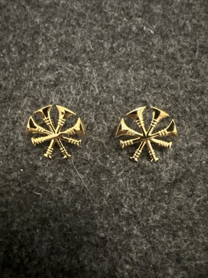 4 Crossed Gold Horns / Bugles Pin Pair - Firefighter Uniform Rank - 7/8  NOS