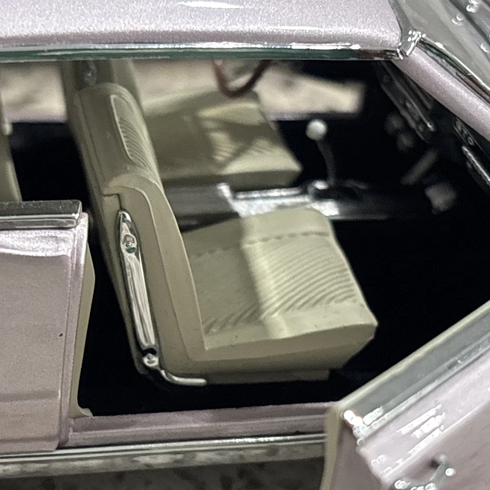 Danbury Mint 1965 Pontiac GTO Coupe 1/24 Scale Redline Wheels  - Image 4 of 4